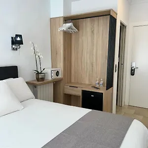 https://hostal-abril.1costadelsol.com